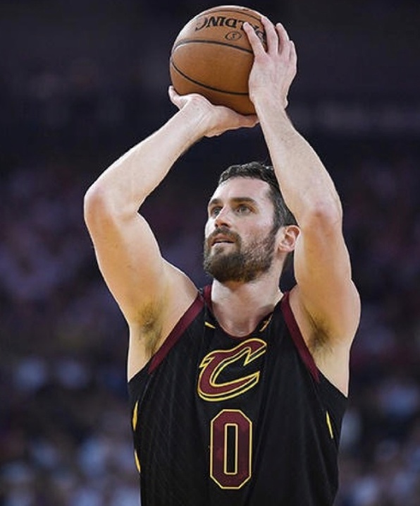 加时末段罗马备战社区盾克里夫兰骑士国际比赛日状态回暖，赛前克里夫兰骑士迎来里程碑看傻球迷的简单介绍